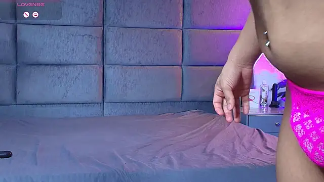 Slenna Moon online show from 03/21/26, 11:52