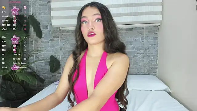 Snapshot of Gabby_Bale chatting on 09/23/25, 12:30 Gabby Bale online show from 09/23/25, 12:30