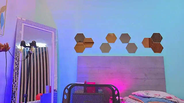 Paulina Sodi online show from 03/24/26, 07:30