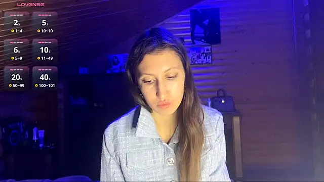 Snapshot of Shyselly chatting on 10/19/25, 05:35 Shyselly online show from 10/19/25, 05:35