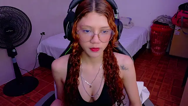 Birdie 0 online show from 09/25/25, 02:15