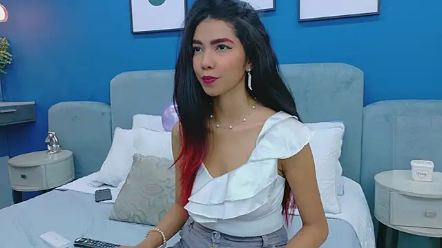 luna roja25 online show from 10/06/25, 10:29