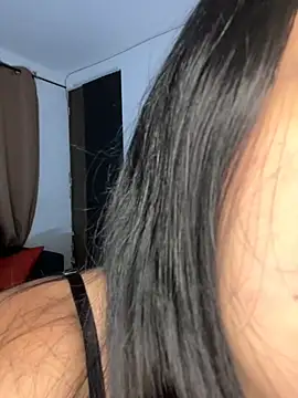 tianastone  online show from 10/13/25, 04:34