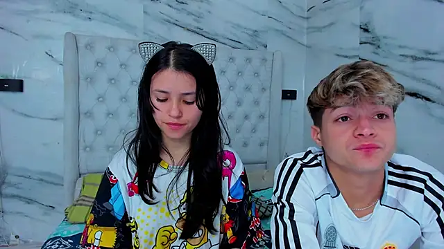 Ari and Storm online show from 11/20/25, 01:11