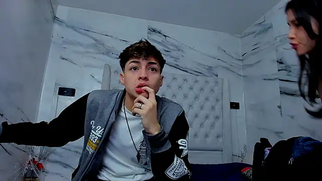 Ari and Storm online show from 12/21/25, 01:40