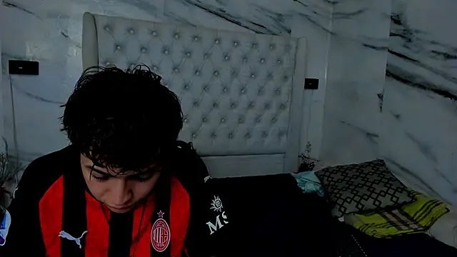 Ari and Storm online show from 01/31/26, 11:25