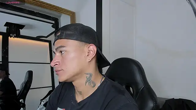 LiamDeep online show from 09/27/25, 08:14