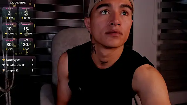 LiamDeep online show from 05/14/26, 08:26