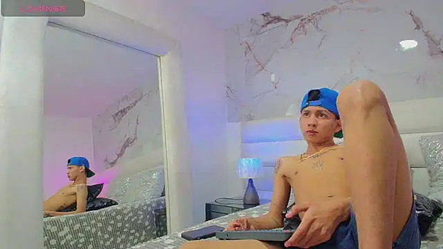 Marcus and Tony online show from 04/04/26, 09:45