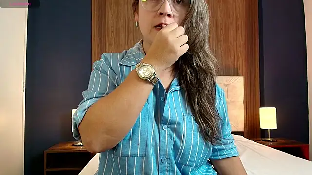 sophie lopez1 online show from 05/25/26, 08:48