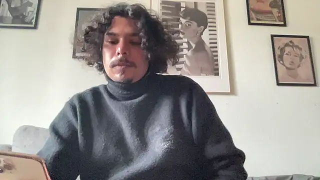 Snapshot of daddyvibes chatting on 09/24/25, 11:46 daddyvibes online show from 09/24/25, 11:46