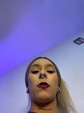 SkyThompson online show from 11/03/25, 04:14