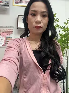 Baby-mmm online show from 11/10/25, 03:49