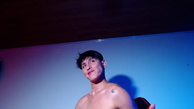 rowanbigboy23 online show from 11/19/25, 11:54