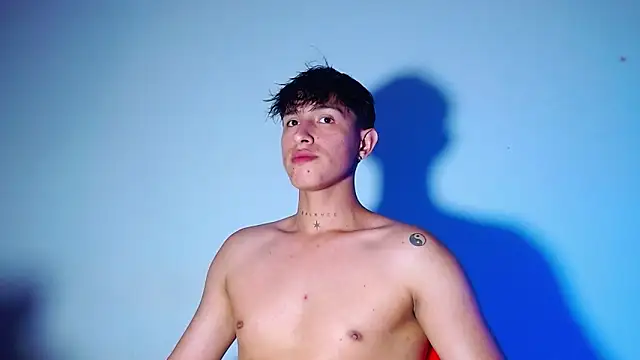 rowanbigboy23 online show from 02/04/26, 01:11