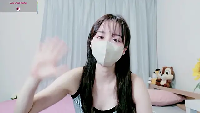 Snapshot of Anne_Anne_chan chatting on 09/20/25, 08:37 Anne Anne chan online show from 09/20/25, 08:37