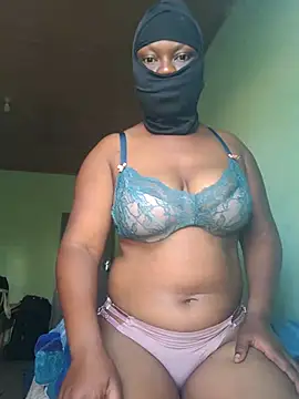 Snapshot of Mnach chatting on 01/07/26, 02:41 Mnach online show from 01/07/26, 02:41