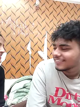 romantic couple1 online show from 02/13/26, 12:50