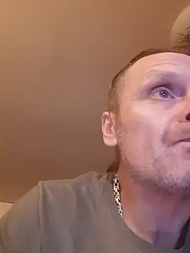 Kuba Gd online show from 02/01/25, 06:40