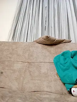 Marian Zeller online show from 10/29/25, 09:22