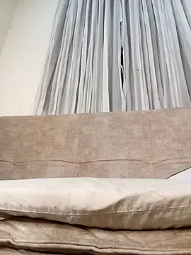 Marian Zeller online show from 11/10/25, 09:08