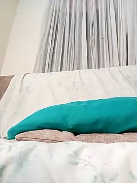 Marian Zeller online show from 12/21/25, 06:53