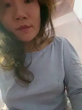 Pyy07 online show from 11/17/25, 11:43