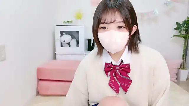 Hinata Sun online show from 09/22/25, 10:06