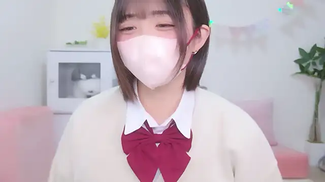 Hinata Sun online show from 10/23/25, 11:31