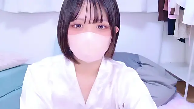 Hinata Sun online show from 02/03/26, 09:09