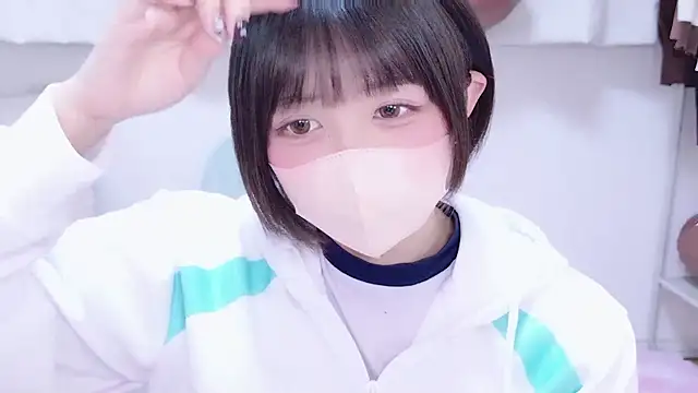 Hinata Sun online show from 02/17/26, 06:14