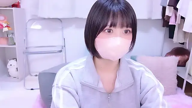 Hinata Sun online show from 02/24/26, 09:46