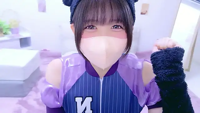 Snapshot of Hinata_Sun chatting on 05/20/26, 11:27 Hinata Sun online show from 05/20/26, 11:27