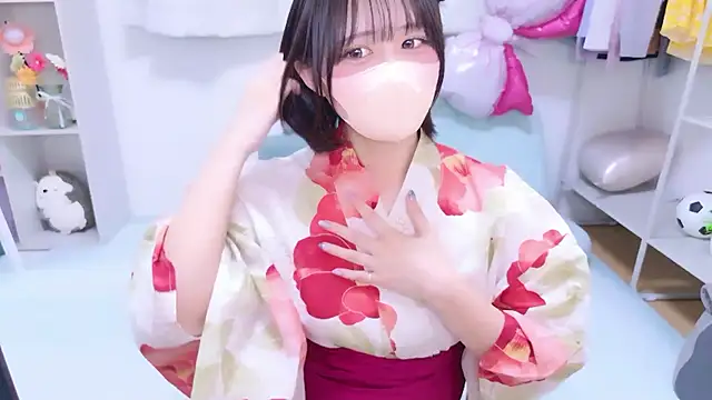 Snapshot of Hinata_Sun chatting on 07/15/26, 11:48 Hinata Sun online show from 07/15/26, 11:48