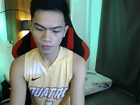 Snapshot of alex_cummer chatting on 07/11/26, 01:19 alex cummer online show from 07/11/26, 01:19