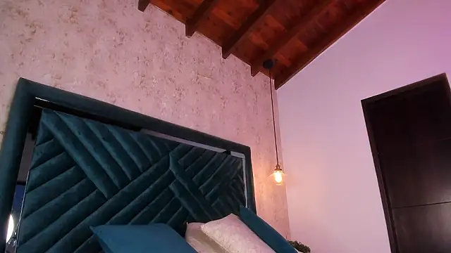 Sofi Moreno online show from 02/27/26, 11:54