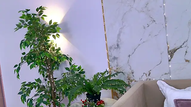 AmadaReine online show from 01/09/26, 04:10