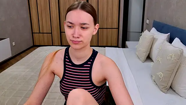 AmadaReine online show from 04/21/26, 04:30