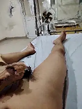 Snapshot of mousebb02 chatting on 11/04/25, 02:05 mousebb02 online show from 11/04/25, 02:05