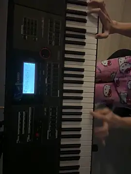 littiekitty online show from 11/18/25, 04:55