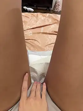 littiekitty online show from 12/22/25, 04:26