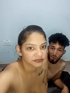 Snapshot of LunaAndOrion chatting on 11/03/25, 04:03 LunaAndOrion online show from 11/03/25, 04:03