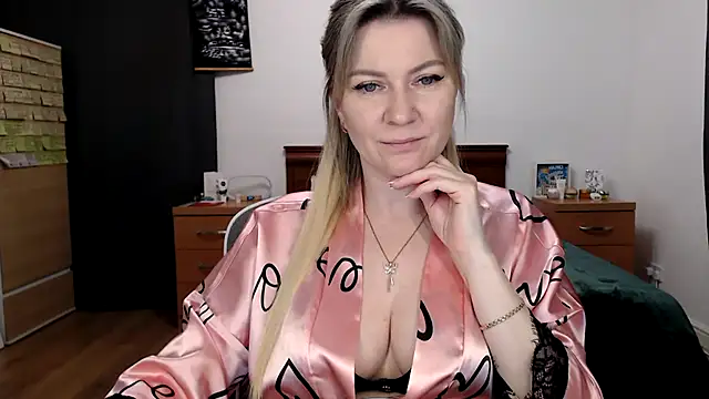 ParadiseAlina online show from 02/18/26, 06:48