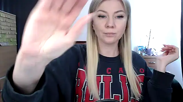 ParadiseAlina online show from 03/29/26, 04:07