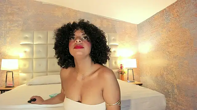 SheyLopez online show from 03/17/26, 03:11