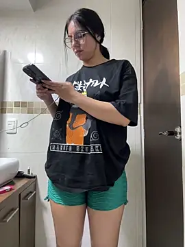 Clawd hot online show from 10/29/25, 02:14