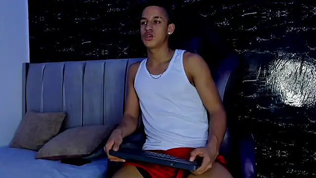 Jhos Smith online show from 09/26/25, 03:54