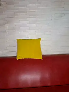 hotlyn45 online show from 04/18/26, 06:17