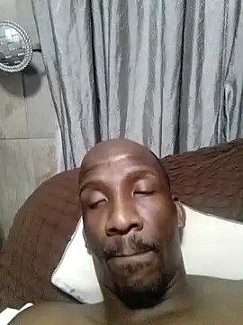 longdickson12345 online show from 12/05/25, 08:38