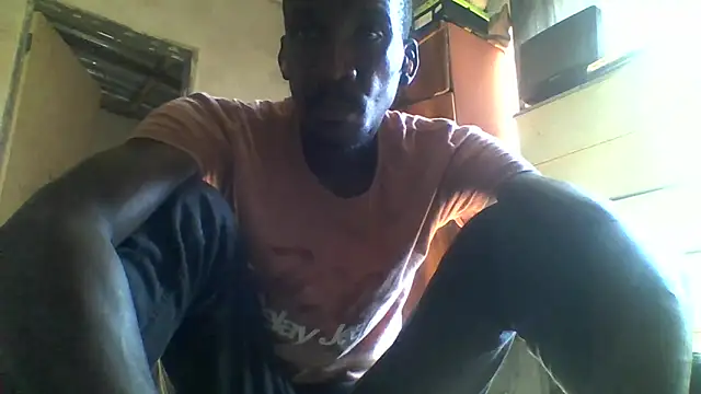 longdickson12345 online show from 04/01/26, 07:20